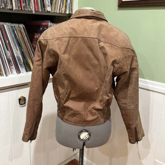 Vintage Leather Jacket - Picture 4 of 9